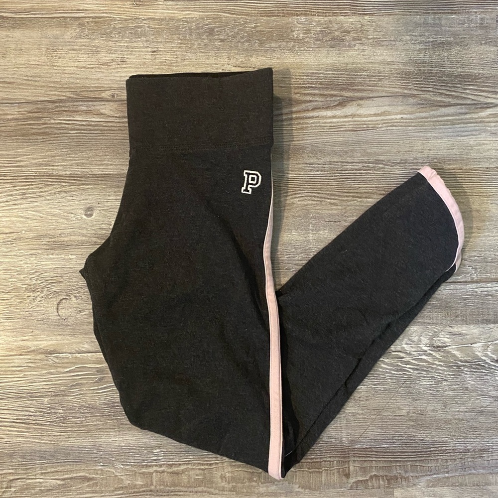 VS PINK • Leggings